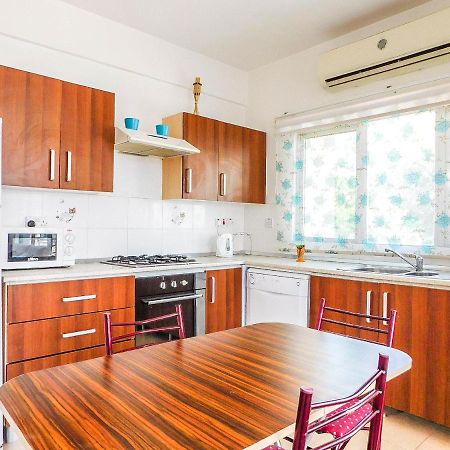 Rix Apartments Kyrenia  Exterior foto